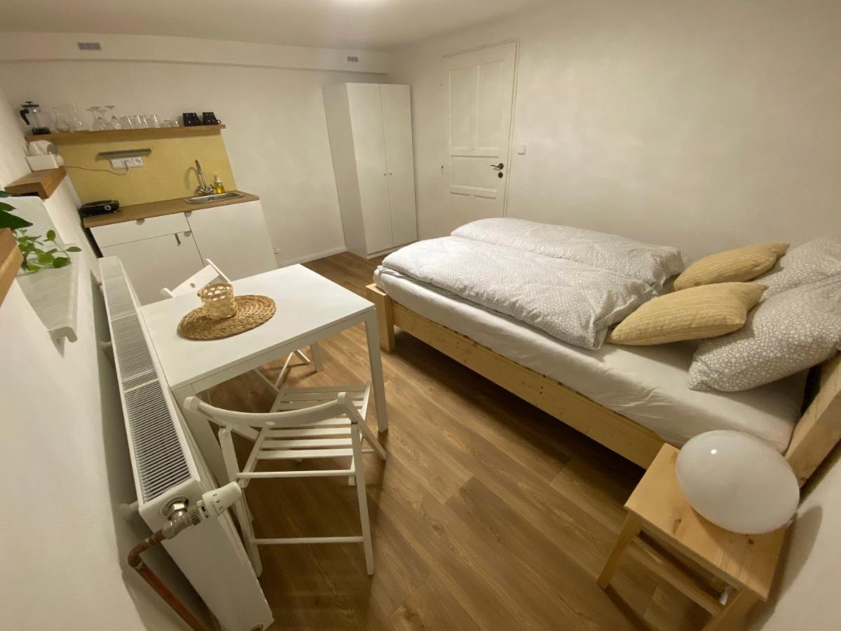 Appartement Ubytovani Lucie à Luhačovice Extérieur photo