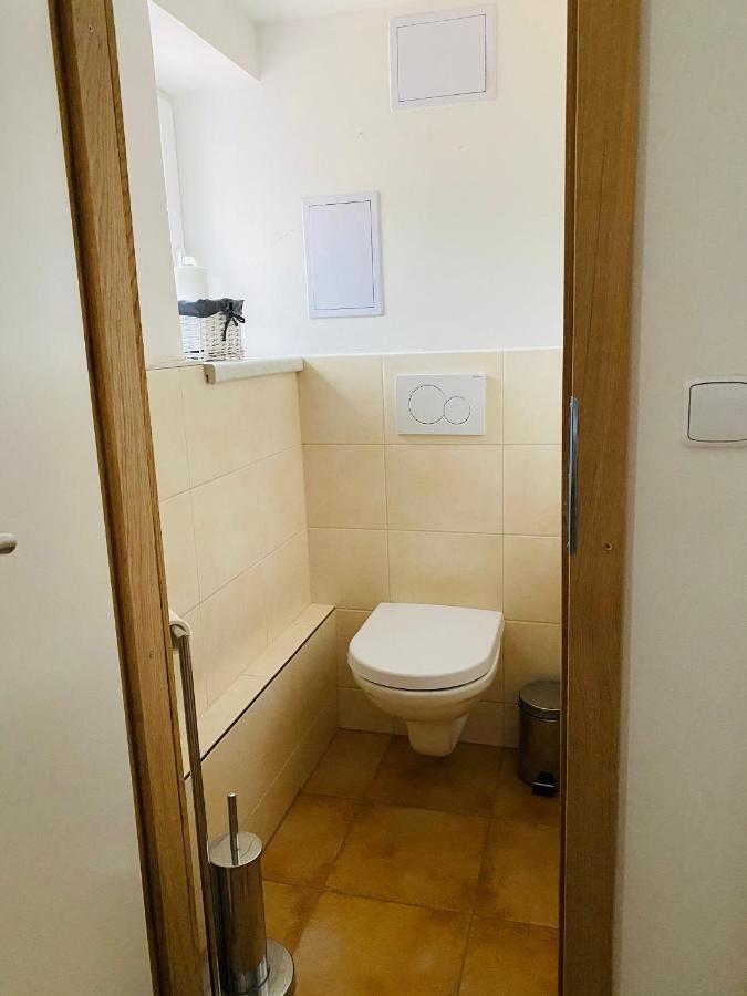 Appartement Ubytovani Lucie à Luhačovice Extérieur photo