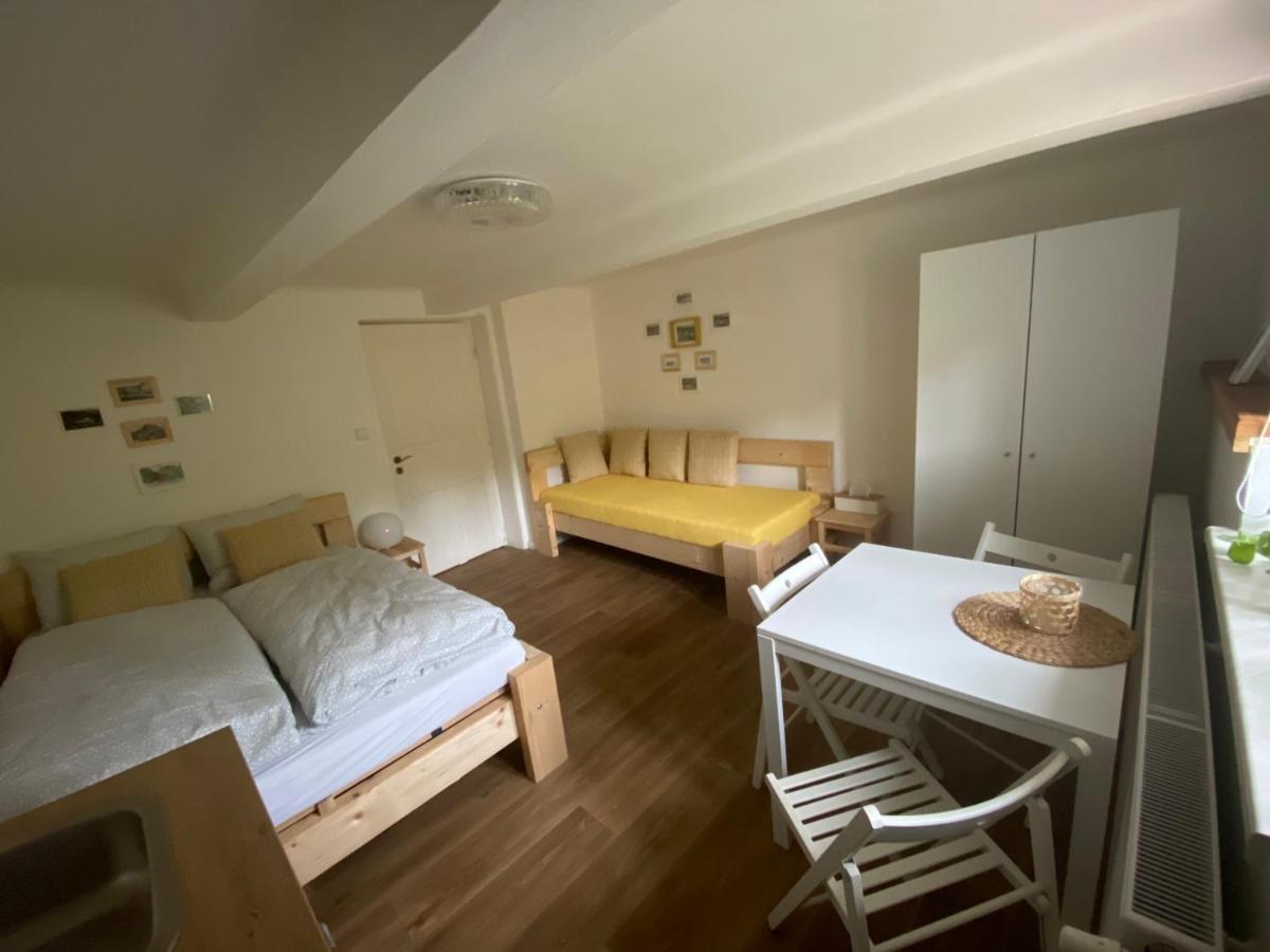 Appartement Ubytovani Lucie à Luhačovice Extérieur photo